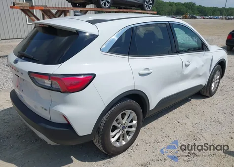 2020 Ford Escape Se z USA, uszkodzony, nr VIN 1FMCU9G66LUB14870
